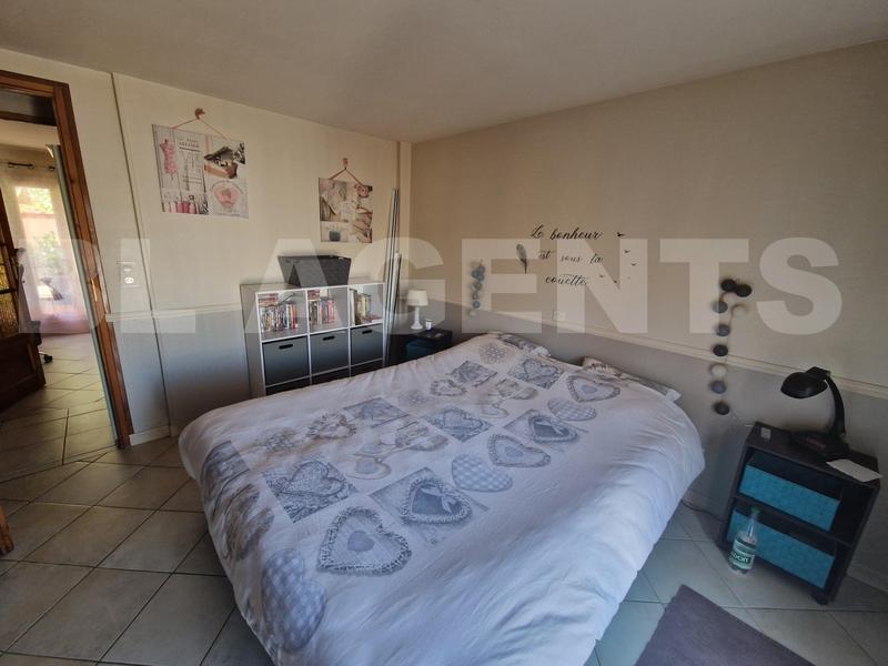 Pavillon - 175 m² - 10 pièces