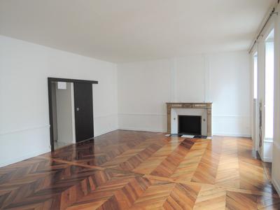 Appartement - 70 m² - 2 pièces