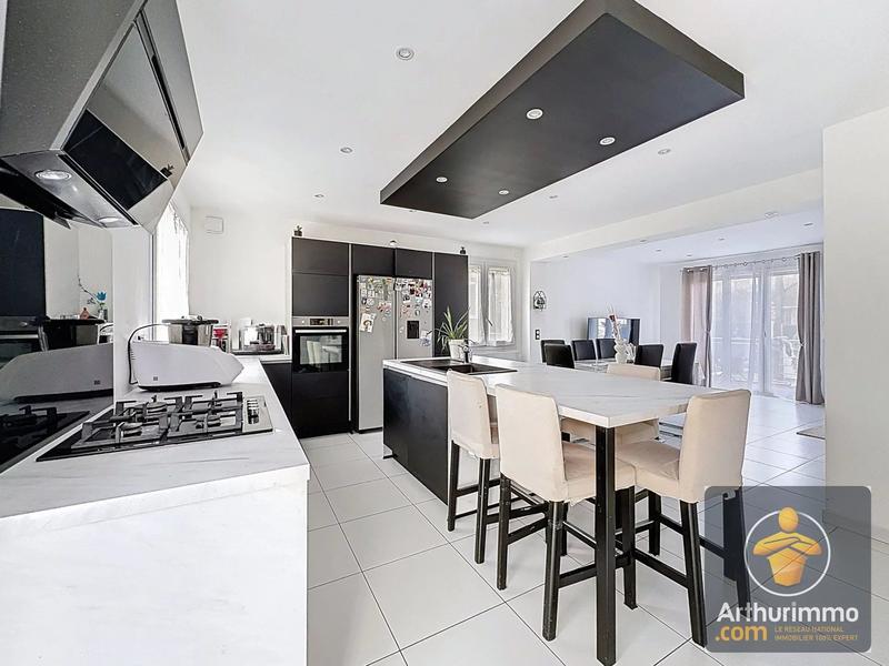 Maison - 122 m² - 6 pièces