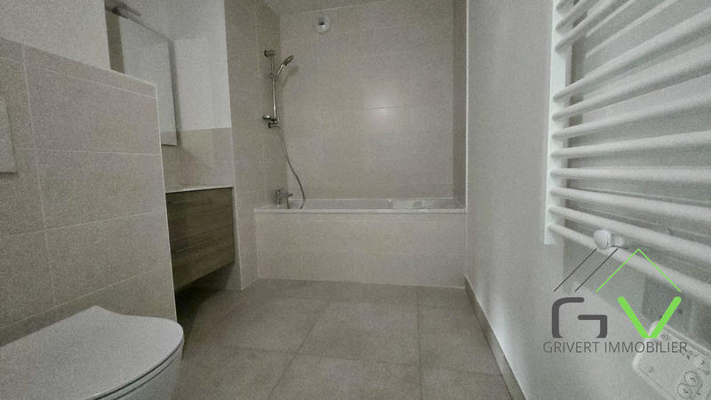 Appartement - 97 m² - 4 pièces