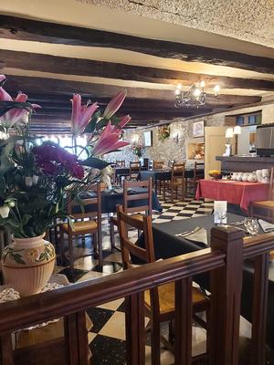 Fonds de commerce - Magasins - 200 m²