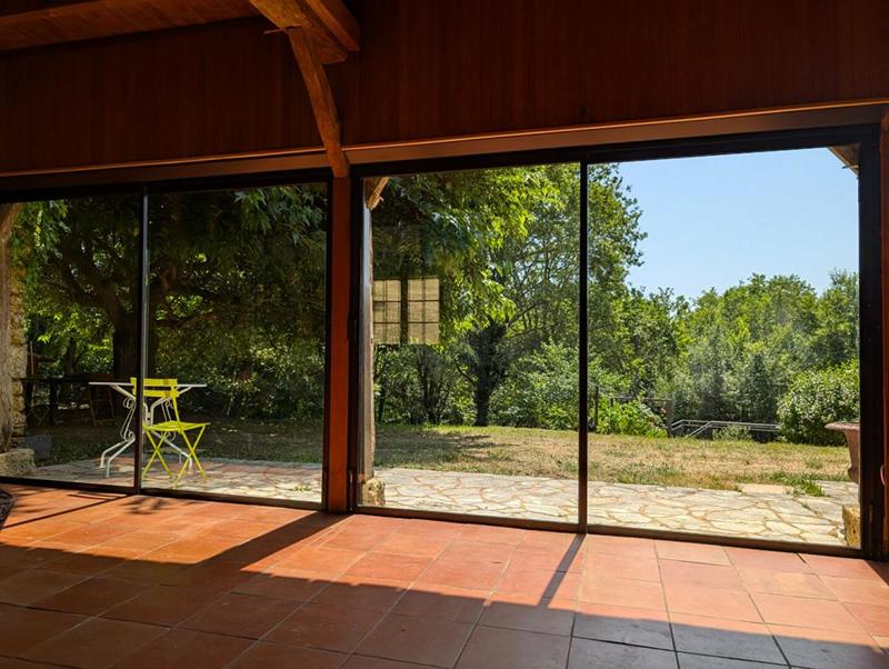 Maison - 221 m² - 5 pièces