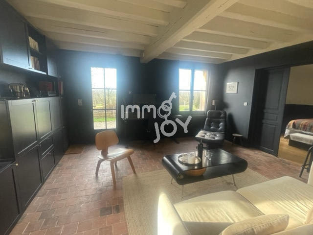 Propriété - 250 m² - 9 pièces