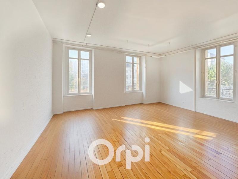 Appartement - 127 m² - 4 pièces