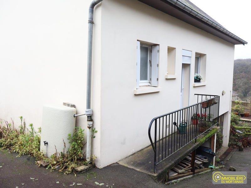 Maison - 99 m² - 4 pièces