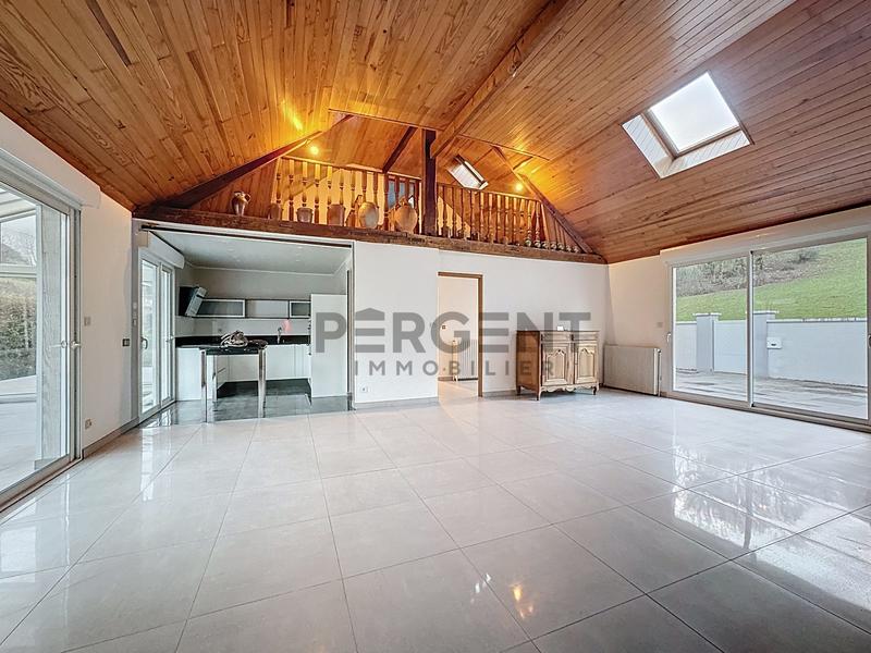 Maison - 127 m² - 5 pièces