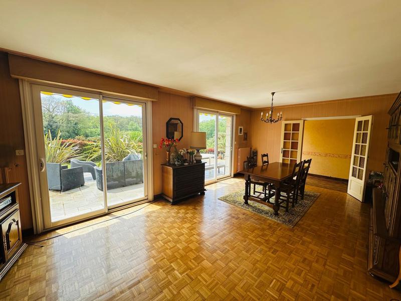 Maison - 145 m² - 6 pièces