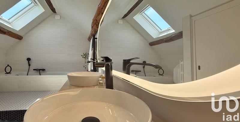 Maison - 196 m² - 7 pièces