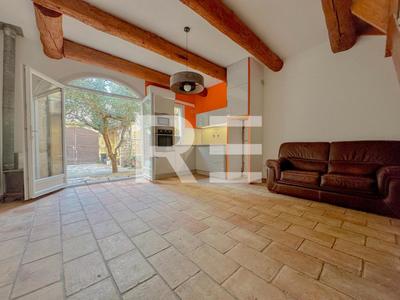 Maison de village - 74 m² - 3 pièces