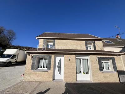 Propriété - 156 m² - 5 pièces