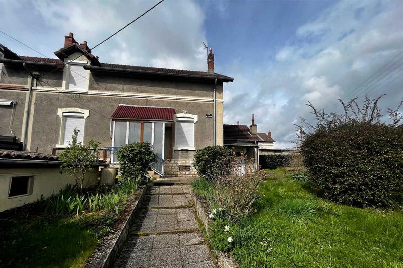 Maison ancienne - 94 m² - 3 pièces