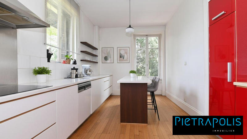 Maison ancienne - 190 m² - 6 pièces