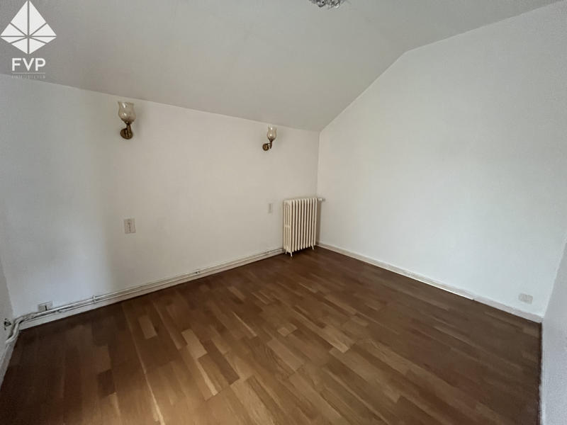 Maison - 107 m² - 6 pièces