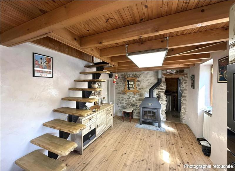 Maison en pierre - 98 m² - 4 pièces