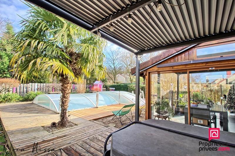 Maison - 172 m² - 7 pièces