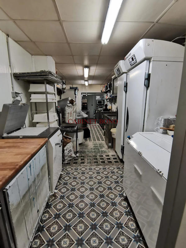 Fonds de commerce - 150 m²