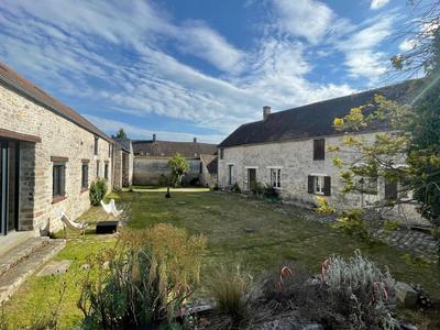 Maison ancienne - 340 m² - 12 pièces