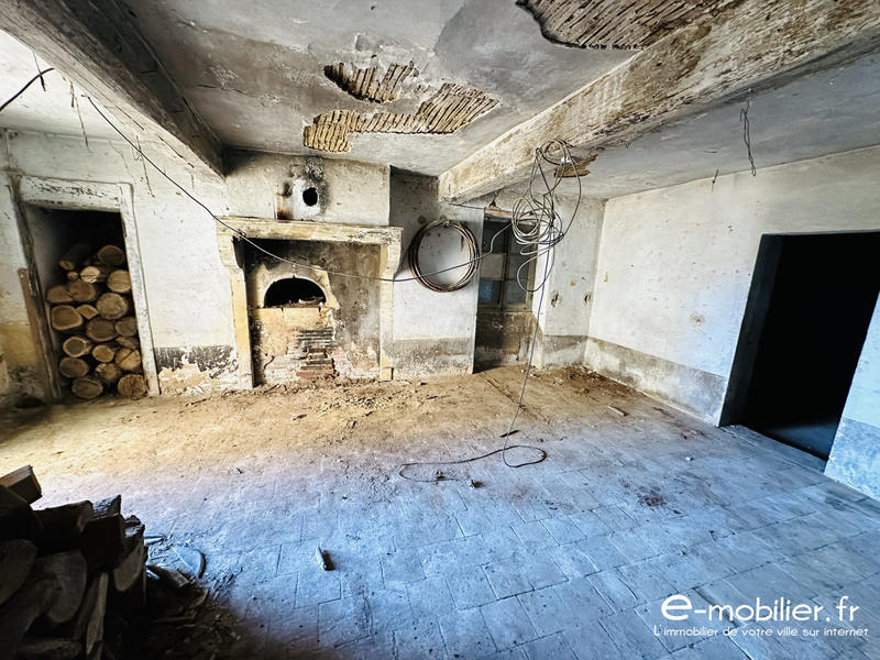 Maison - 218 m² - 8 pièces