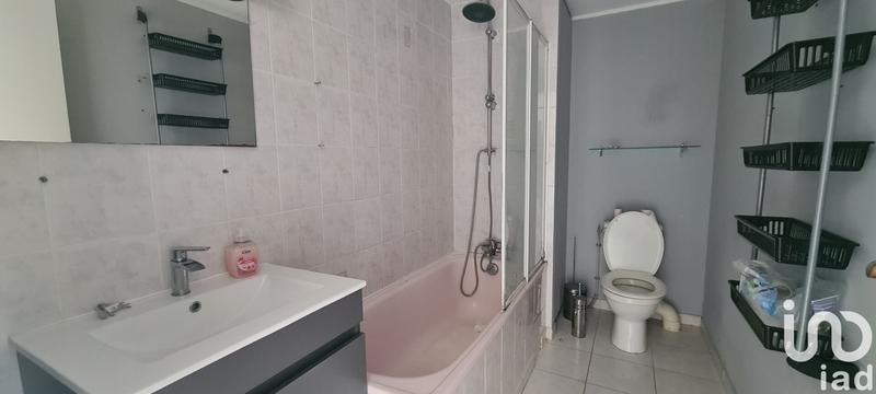 Maison - 230 m² - 3 pièces