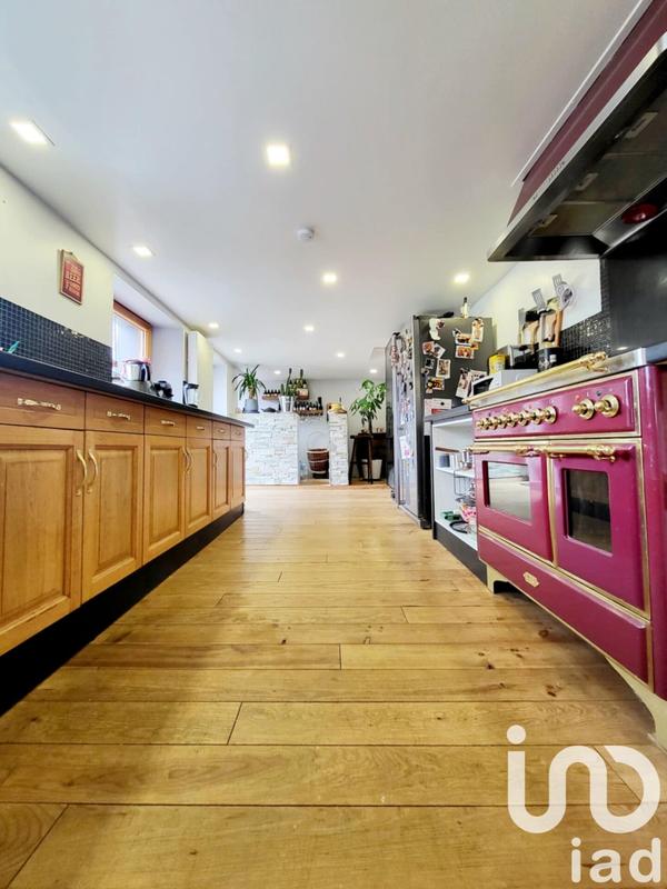 Maison - 179 m² - 5 pièces