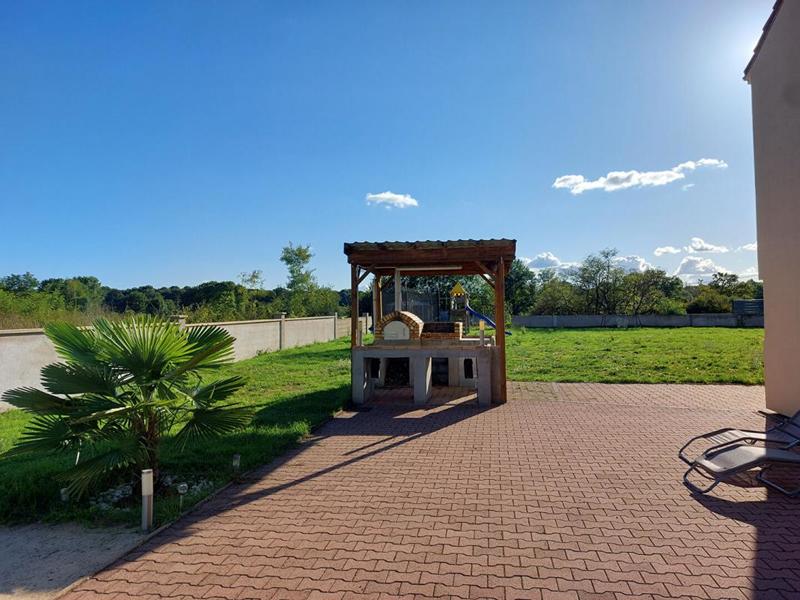 Maison - 170 m² - 6 pièces