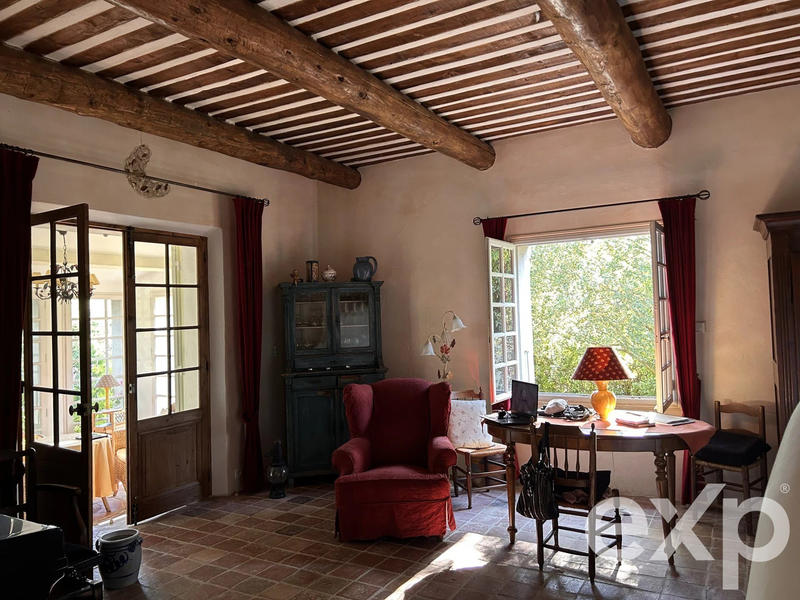 Maison - 195 m² - 6 pièces