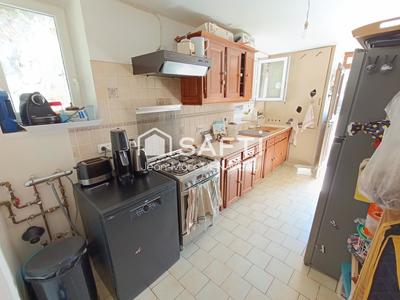 Maison - 121 m² - 6 pièces