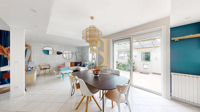 Maison - 101 m² - 5 pièces