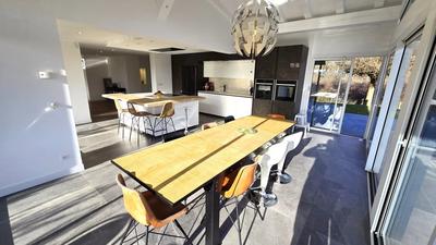 Villa - 437 m² - 14 pièces