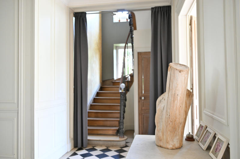 Propriété - 270 m² - 11 pièces