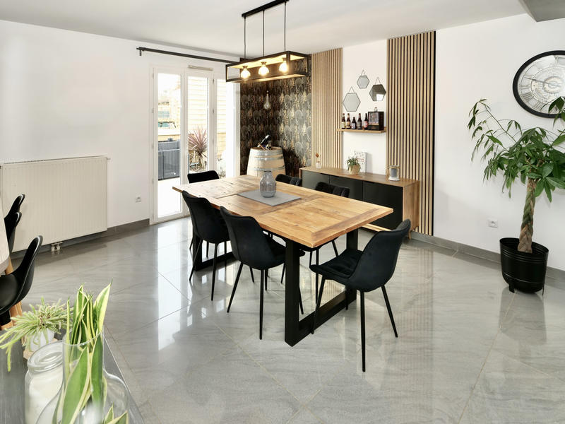 Maison - 128 m² - 6 pièces