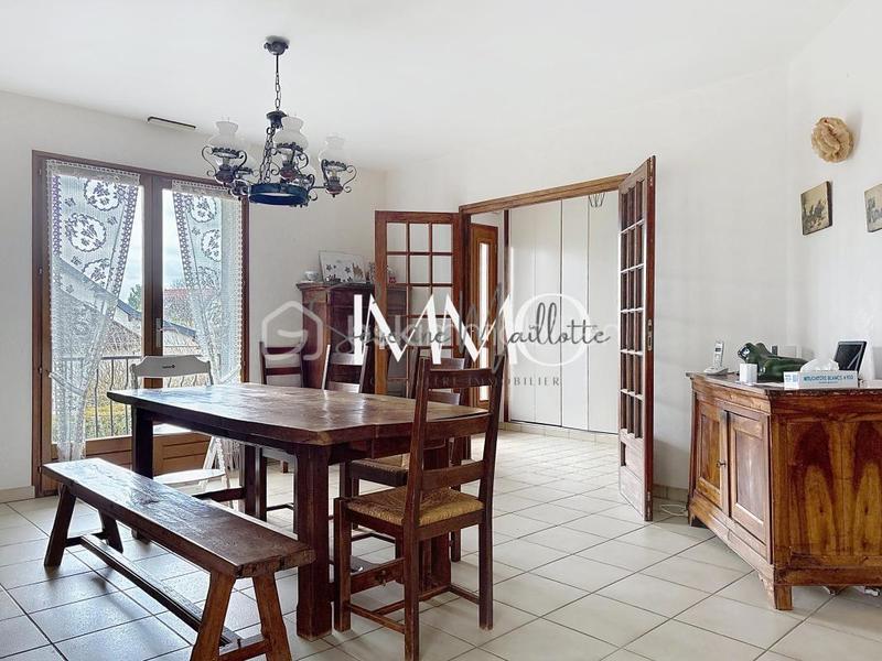 Maison - 100 m² - 5 pièces