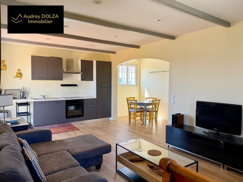 Maison - 186 m² - 8 pièces