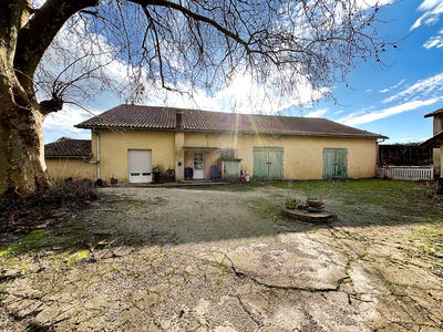 Maison - 150 m² - 6 pièces