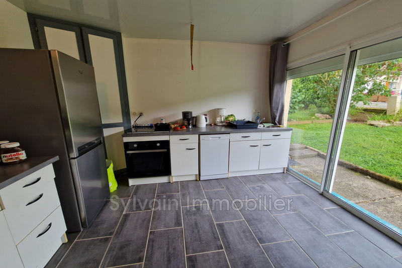 Maison - 101 m² - 5 pièces