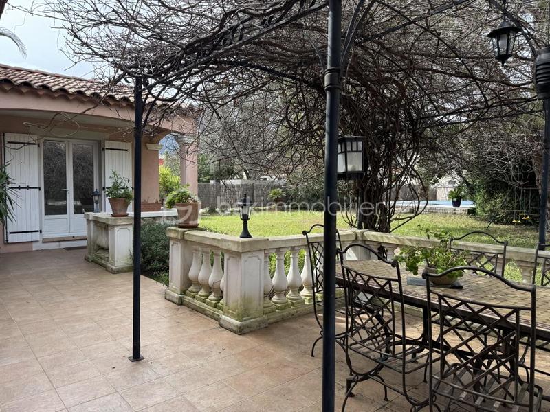 Villa - 117 m² - 6 pièces