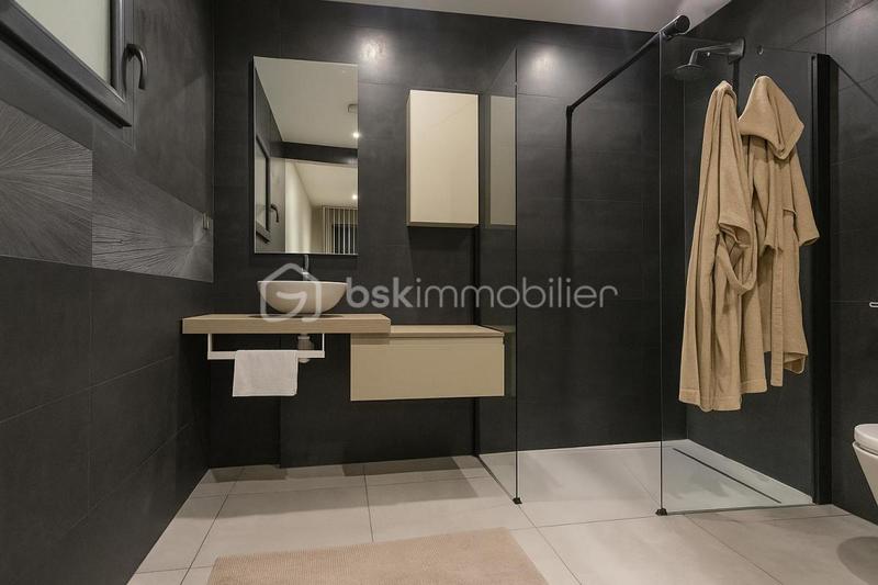 Maison - 145 m² - 5 pièces