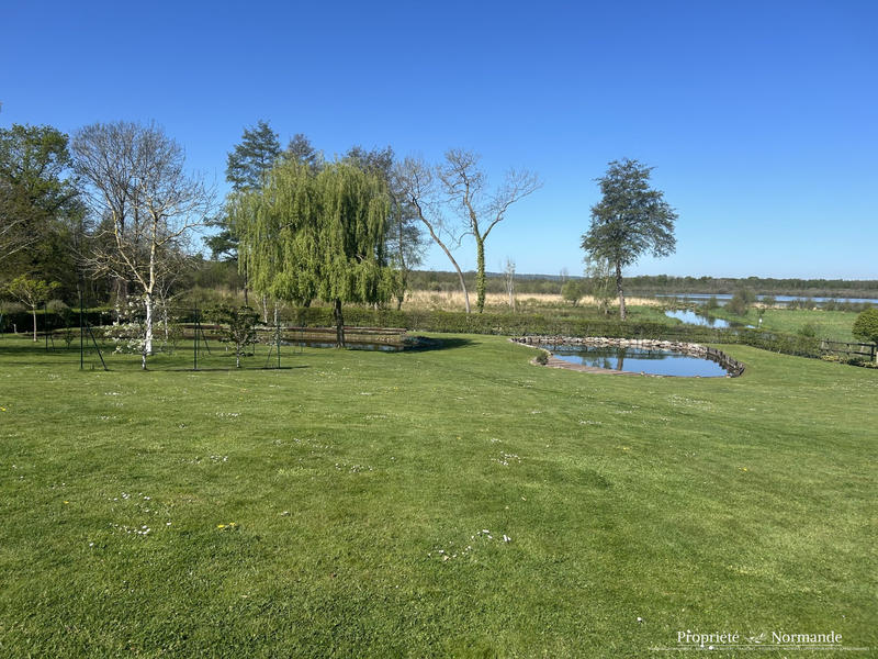 Maison - 254 m² - 6 pièces