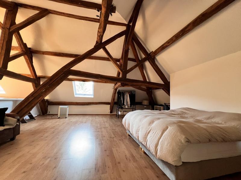 Maison - 430 m² - 10 pièces