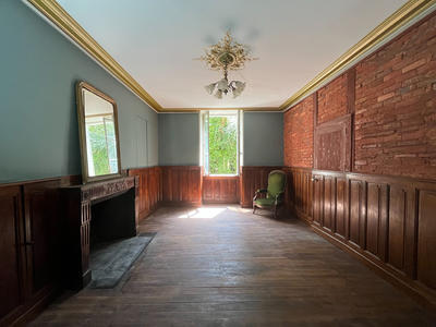 Demeure - 248 m² - 7 pièces