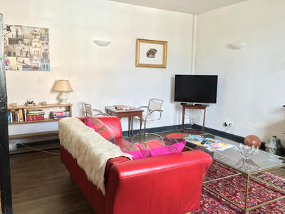 Maison - 201 m² - 8 pièces