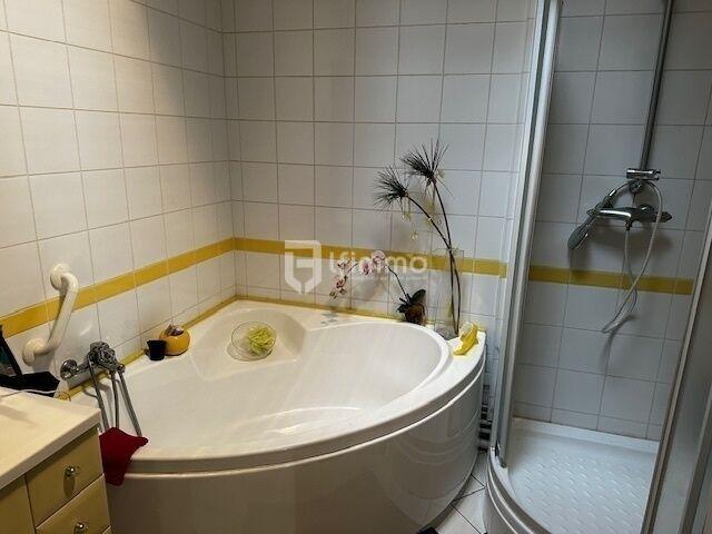 Immeuble - 176 m² - 7 pièces