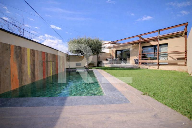 Maison - 92 m² - 4 pièces