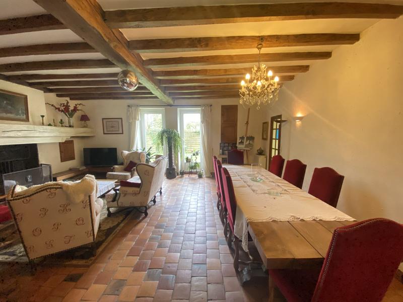 Maison ancienne - 180 m² - 9 pièces