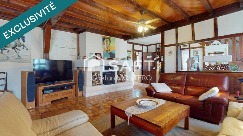 Maison - 279 m² - 9 pièces