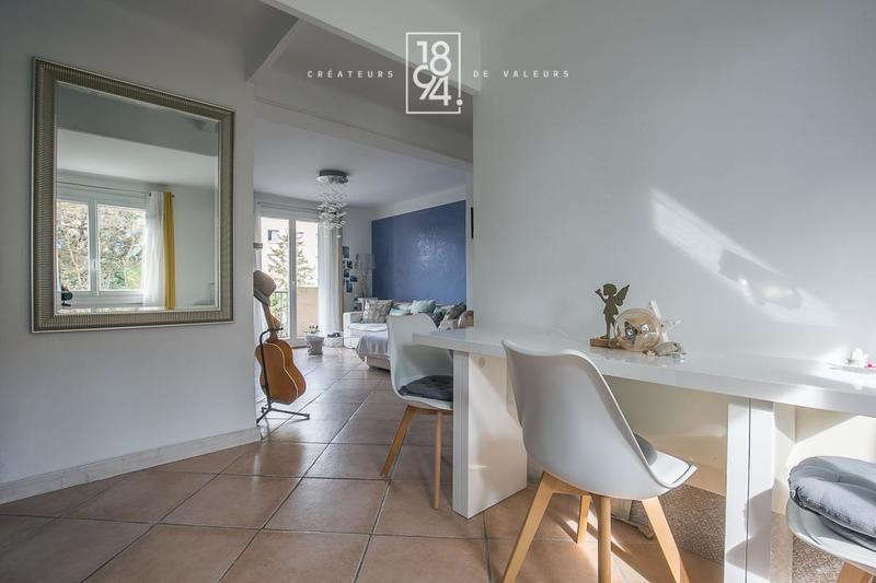 Appartement - 64 m² - 3 pièces