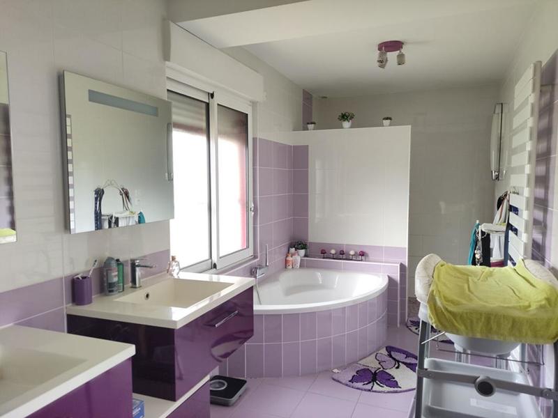 Maison - 217 m² - 6 pièces