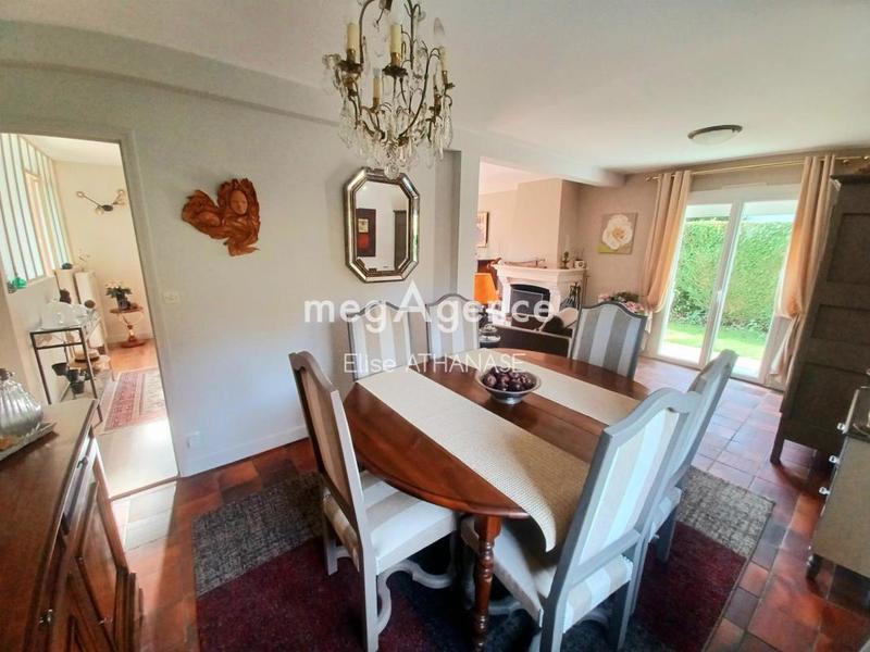 Maison - 128 m² - 6 pièces