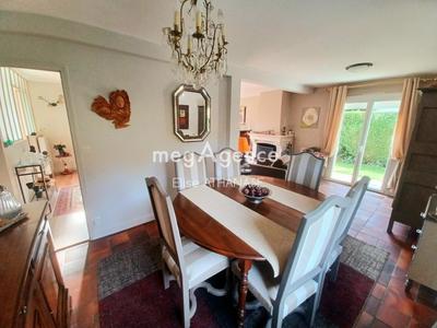 Maison - 128 m² - 6 pièces