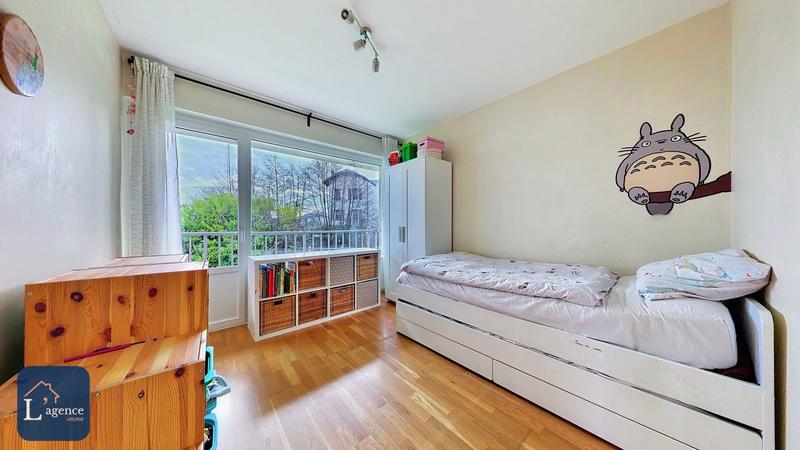 Appartement - 114 m² - 5 pièces